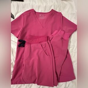 Figs women’s scrub set